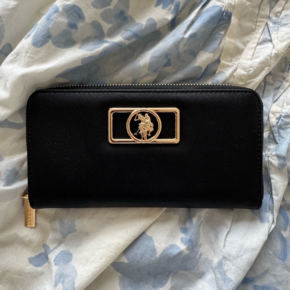 Elegant U.S. Polo Assn. Black Wallet
